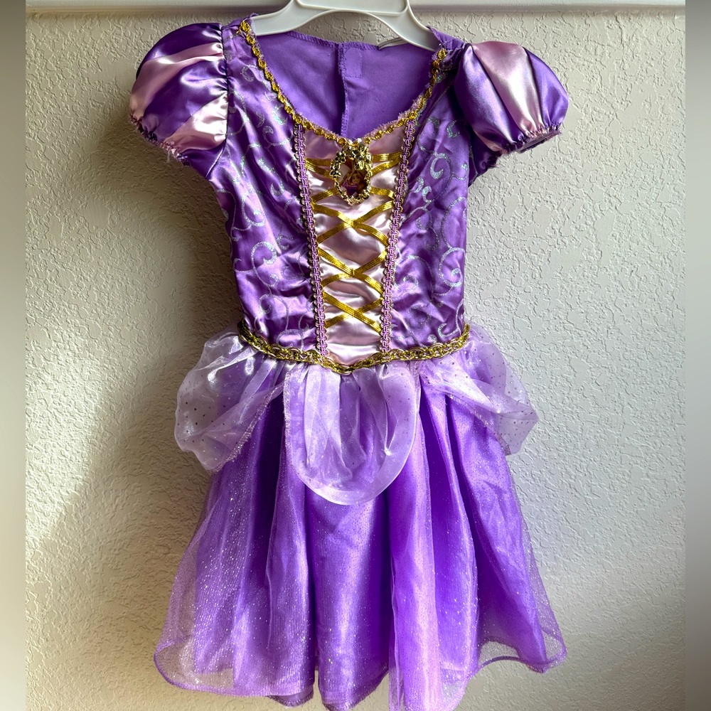 🎃 2/$20 Rapunzel Costume 🎃
